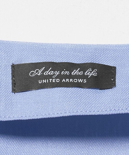 A DAY IN THE LIFE UNITED ARROWS(アデイインザライフユナイテッドアローズ)の「ツイル ペプラム ツイストスリーブブラウス <A DAY IN THE LIFE>(シャツ/ブラウス・レディース・ネイビー/その他1/ナチュラル/ライトブルー・FREE)」の6枚目の写真