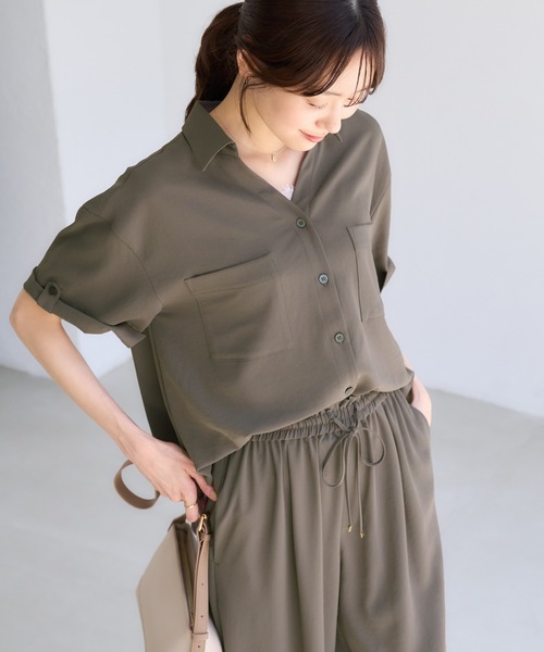 ROPE' PICNIC(ロペピクニック)の「【ちゃんと+かわいい保証】カットジョーゼット スキッパー ブラウス UVケア 接触冷感 防シワ(シャツ/ブラウス・レディース・サックスブルー/ベージュ/ブラック/オフホワイト/ブラウン/ダークブラウン/カーキ・FREE)」の1枚目の写真