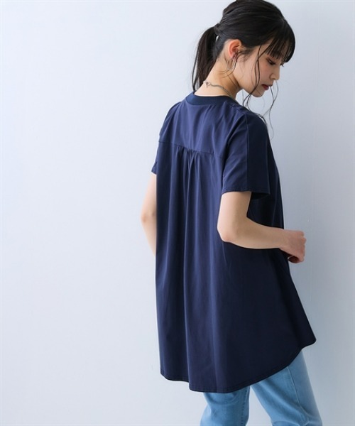 nissen（ニッセン）の「軽量さらさらカットソーゆるシルエットチュニック（吸汗速乾）＜大きいサイズ有＞（その他トップス・レディース・グリーン/ダークグレー/ピンク/ブラック/ネイビー・3L/S/LL/L/M）」の12枚目の写真