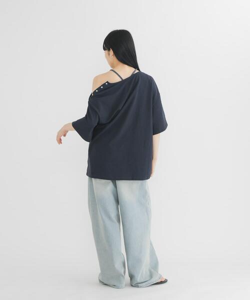 KBF(ケイビーエフ)の「スナップショルダールーズTEE(Tシャツ/カットソー・レディース・ネイビー/ピンク/アイボリー・ONE)」の18枚目の写真