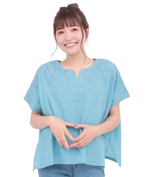 チチカカ(チチカカ)の「Rico ジオメトリーフェザー刺繍プルオーバー(Tシャツ/カットソー・レディース・ブラック/ライトブルー/アイボリー・FREE)」の10枚目の写真