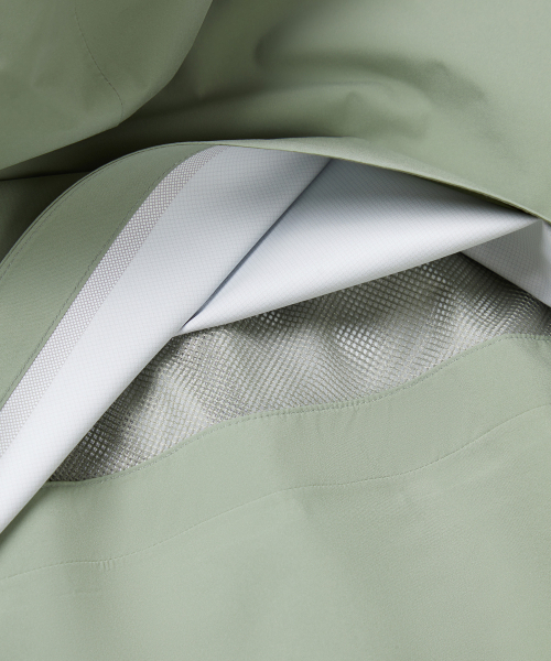 HOLUBAR(ホルバー)の「Eiber 2.5L Rain Jacket Khaki(ナイロンジャケット・メンズ・その他・MEDIUM/LARGE/X-LARGE)」の8枚目の写真