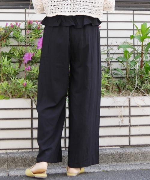 DISKEEN SURE(ディスキーンシュアー)の「360度可愛い!体型カバー効果抜群!ペプラムフリル ワイドパンツ(その他パンツ・レディース・ブラック/オフホワイト/グレイッシュベージュ/ブルー・FREE)」の16枚目の写真