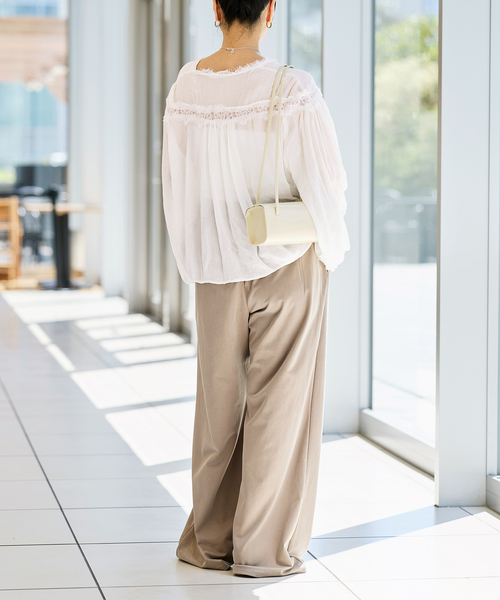 IENA LA BOUCLE(イエナラブークル)の「IENA LA BOUCLE 楊柳レースブラウス(シャツ/ブラウス・レディース・ホワイト/ブラック系その他・FREE)」の6枚目の写真