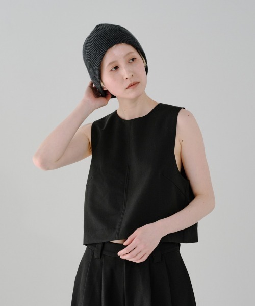 lit（リット）の「Cropped Sleeveless Tops（シャツ/ブラウス・レディース・ベージュ/ブラック・FREE）」の21枚目の写真