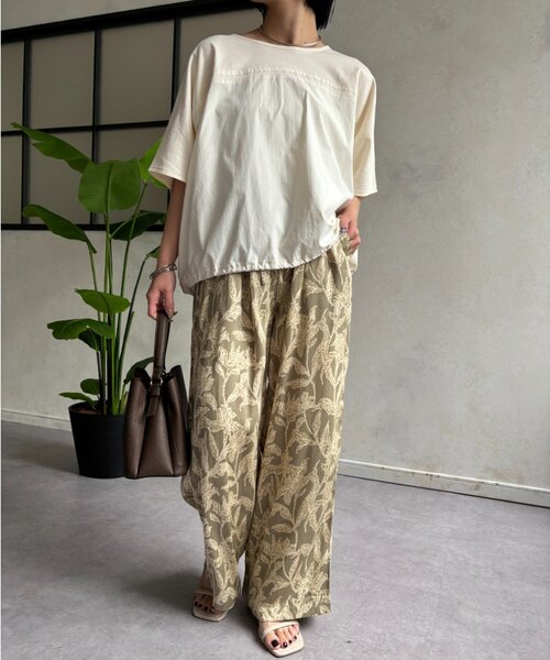 Jena espace merveilleux(ジェナ エスパスメルヴェイユ)の「異素材切替ラインカットソー(Tシャツ/カットソー・レディース・アイボリー/ライトグレー・FREE)」の3枚目の写真