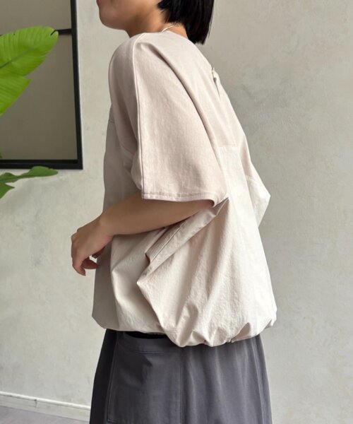 Jena espace merveilleux(ジェナ エスパスメルヴェイユ)の「異素材切替ラインカットソー(Tシャツ/カットソー・レディース・アイボリー/ライトグレー・FREE)」の13枚目の写真