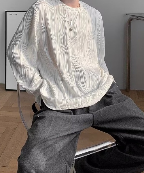 FreeZone（フリーゾーン）の「ウェーブプリーツオーバーサイズロンT（Tシャツ/カットソー・メンズ・ブラック/ホワイト・F）」の8枚目の写真