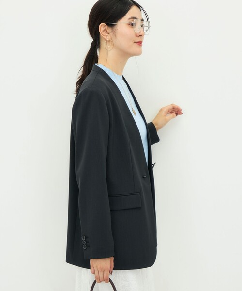 NOLLEY’S Sophi(ノーリーズソフィ)の「《セットアップ対応》強撚ツイルノーカラージャケット(テーラードジャケット・レディース・オリーブ/チャコールグレー・38/36/34)」の4枚目の写真