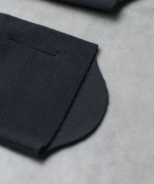 WILD THINGS（ワイルドシングス）の「【es】【WILD THINGS】POLARTEC Micro Fleece FINGERLESS（手袋・レディース・ブラウン/オフホワイト・FREE）」の4枚目の写真