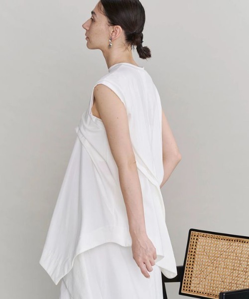 UN3D.(アンスリード)の「【UN3D./アンスリード】TUCK DRAPE SLEEVELESS TOP/タックドレープスリーブトップス(Tシャツ/カットソー・レディース・ホワイト/ブラック・FREE)」の11枚目の写真