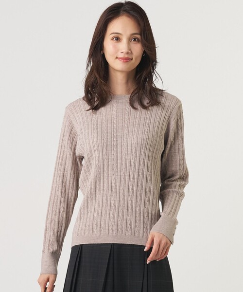 J.PRESS Ladies(J.プレス レディス)の「【人気定番アイテム】KNIT BASIC クルーネック ニット(ニット/セーター・レディース・ライトグレー系/ネイビー系/ブルー系/ベージュ系/イエロー系・SMALL)」の2枚目の写真