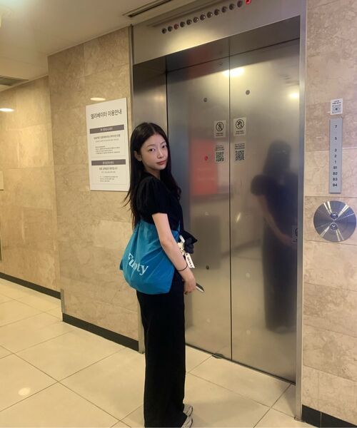 FULOTY（フロティ）の「Check nylon eco bag blue（エコバッグ/サブバッグ・レディース・その他・FREE）」の8枚目の写真