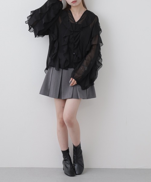 crossi(クロッシー)の「大人フェミニンフリルジップアップジャケット(シャツ/ブラウス・レディース・ホワイト/ブラック・FREE)」の12枚目の写真