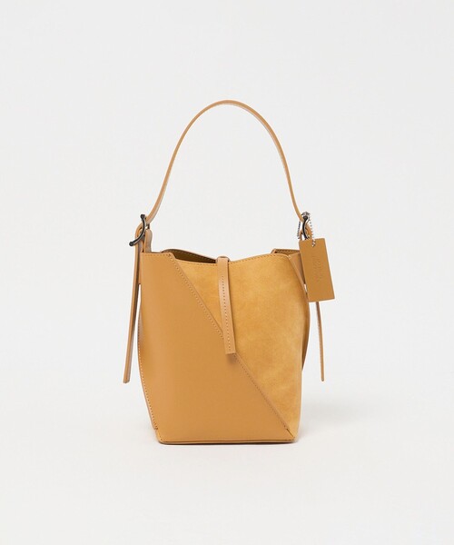 BEAUTY&YOUTH UNITED ARROWS(ビューティーアンドユースユナイテッドアローズ)の「スエード×レザー ネジリ ショルダーバッグ(ショルダーバッグ・レディース・マスタード/ダークブラウン・FREE)」の22枚目の写真