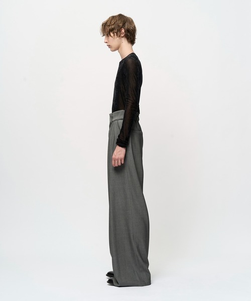 Juha(ユハ)の「SHEER VELOUR SKIN TOP(Tシャツ/カットソー・メンズ・ベージュ/ブラック・3/4)」の7枚目の写真