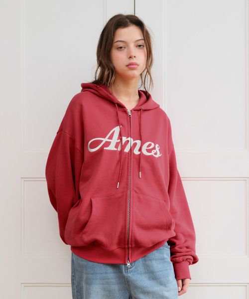 AMESWORLDWIDE(アメスワールドワイド)の「STANDARD LOGO HOODIE ZIP-UP RED(パーカー・レディース・その他・SMALL/MEDIUM)」の6枚目の写真
