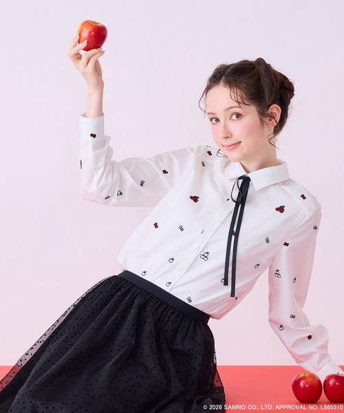 Jolly Poupee(ジョリープッペ)の「【HELLO KITTY】 ハローキティ コラボ刺繍ブラウス(シャツ/ブラウス・レディース・オフホワイト/ネイビー/ブルー・38/46/42)」の19枚目の写真