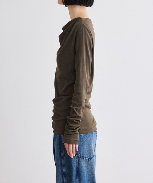 ADAM ET ROPE'(アダムエロペ)の「【EMOELLE】カウルネックロンT(Tシャツ/カットソー・レディース・オフホワイト/ブラウン・FREE)」の12枚目の写真