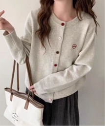 ランダムボタンハート刺繍ニットカーディガン