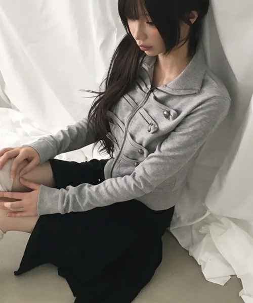 VIVID LADY(ビビッドレディー)の「アンティークボタン ナポレオンショートジャケット(ブルゾン・レディース・ブラック/グレー・FREE)」の12枚目の写真