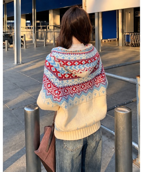inst.ALL（インストール）の「ノルディック柄ジャガードジップニットフーディーカーディガン（カーディガン/ボレロ・レディース・オフホワイト/グレー・M）」の10枚目の写真