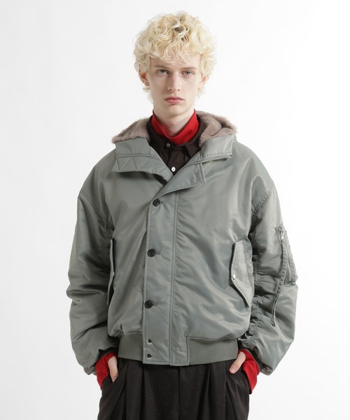 HARE(ハレ)の「エアサーマルコンパクトフードブルゾン(HARE)(ブルゾン・メンズ・ネイビー/グリーン/ブラック・SMALL/MEDIUM)」の2枚目の写真