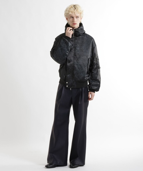 HARE(ハレ)の「エアサーマルコンパクトフードブルゾン(HARE)(ブルゾン・メンズ・ネイビー/グリーン/ブラック・SMALL/MEDIUM)」の10枚目の写真