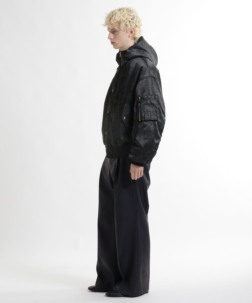 HARE(ハレ)の「エアサーマルコンパクトフードブルゾン(HARE)(ブルゾン・メンズ・ネイビー/グリーン/ブラック・SMALL/MEDIUM)」の9枚目の写真