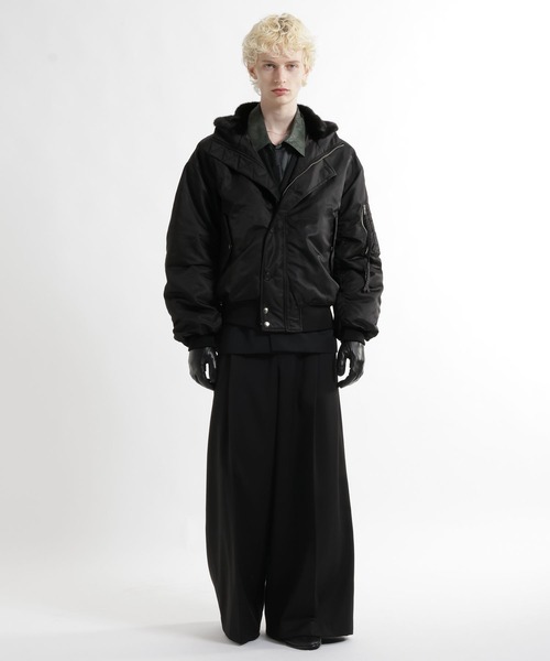 HARE(ハレ)の「エアサーマルコンパクトフードブルゾン(HARE)(ブルゾン・メンズ・ネイビー/グリーン/ブラック・SMALL/MEDIUM)」の7枚目の写真