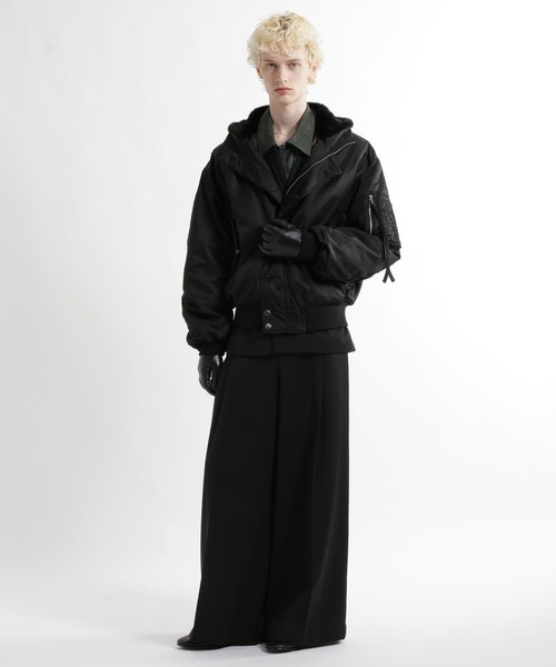 HARE(ハレ)の「エアサーマルコンパクトフードブルゾン(HARE)(ブルゾン・メンズ・ネイビー/グリーン/ブラック・SMALL/MEDIUM)」の6枚目の写真