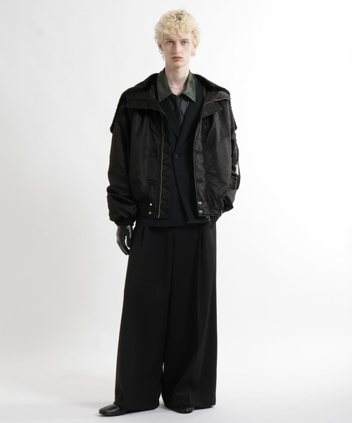 HARE(ハレ)の「エアサーマルコンパクトフードブルゾン(HARE)(ブルゾン・メンズ・ネイビー/グリーン/ブラック・SMALL/MEDIUM)」の5枚目の写真