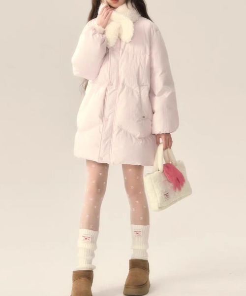 LUCPY(ラクピー)の「ファーマフラー付き中綿ロングコート(その他アウター・レディース・ピンク・SMALL/MEDIUM/LARGE/X-LARGE)」の3枚目の写真