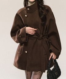 アシンメトリーボタンベルト付きミドルコート