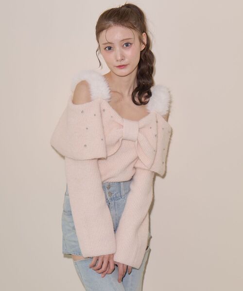 MAJESTIC LEGON(マジェスティックレゴン)の「フェイクファーショルダーリボンニット(ニット/セーター・レディース・ブラック/ライトグレー/ピンク/アイボリー・MEDIUM)」の16枚目の写真