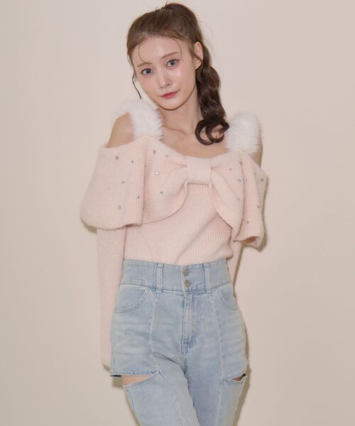 MAJESTIC LEGON(マジェスティックレゴン)の「フェイクファーショルダーリボンニット(ニット/セーター・レディース・ブラック/ライトグレー/ピンク/アイボリー・MEDIUM)」の17枚目の写真