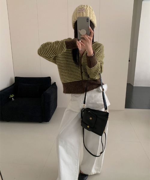 FLINEA(フリネア)の「フード付きシングルブレストカーディガン(ニット/セーター・レディース・ネイビー/グリーン/グレー/レッド・FREE)」の10枚目の写真