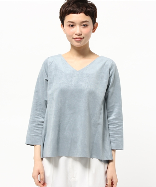 DouDou（ドゥドゥ）の「【DouDou】フェイクスエードVネックブラウス（シャツ/ブラウス・レディース・オフホワイト/サックスブルー/グリーン・FREE）」の4枚目の写真