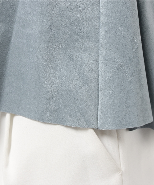 DouDou（ドゥドゥ）の「【DouDou】フェイクスエードVネックブラウス（シャツ/ブラウス・レディース・オフホワイト/サックスブルー/グリーン・FREE）」の10枚目の写真