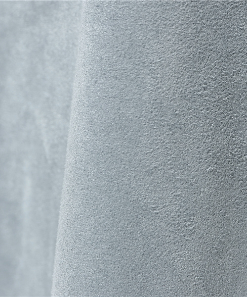 DouDou（ドゥドゥ）の「【DouDou】フェイクスエードVネックブラウス（シャツ/ブラウス・レディース・オフホワイト/サックスブルー/グリーン・FREE）」の11枚目の写真