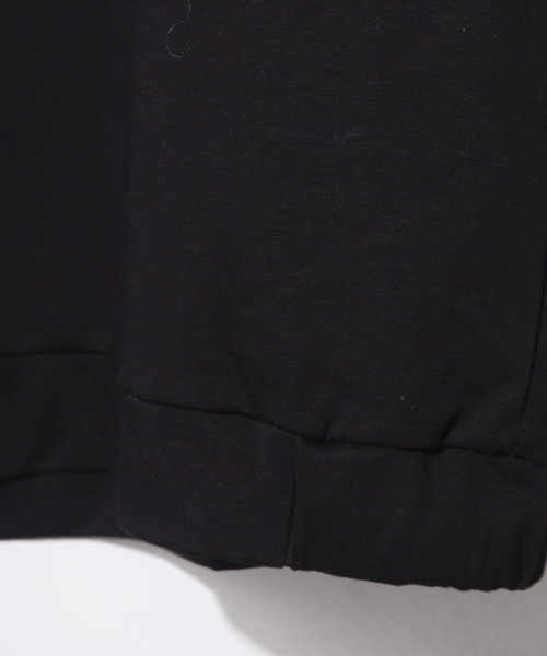 STUDIOUS(ステュディオス)の「ビッグシルエットオフタートル(Tシャツ/カットソー・メンズ・ブラック/ベージュ・3/1/2)」の5枚目の写真