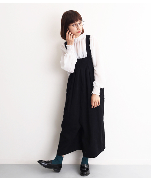 MERLOT(メルロー)の「フロントタックオーバーオールパンツサロペット2097(サロペット/オーバーオール・レディース・ベージュ系その他/ネイビー/ブラック/グリーン系その他/ベージュ/カーキ/キャメル/アイボリー・FREE)」の9枚目の写真