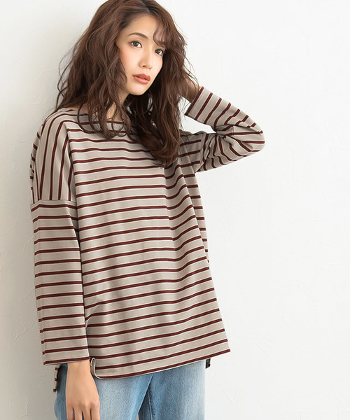 Pierrot(ピエロ)の「ビックシルエット ミニ裏毛 スウェットプルオーバー(Tシャツ/カットソー)」|ベージュ系その他