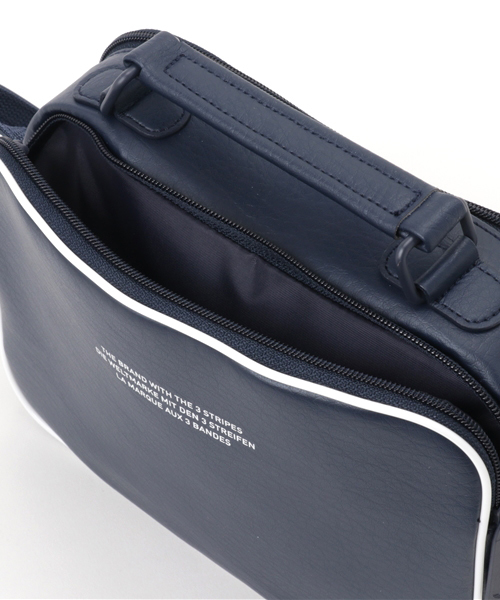 adidas（アディダス）の「オリジナルス バッグ[MINI AIRLINER AC CLASSIC]（ボディバッグ/ウエストポーチ・レディース・ブルー/ブラック・FREE）」の8枚目の写真