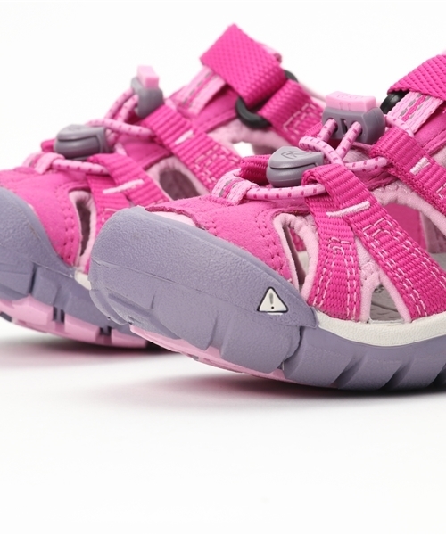 KEEN（キーン）の「SEACAMP II CNX / シーキャンプ ツー シーエヌエックス / キッズ サンダル（サンダル・キッズ・ピンク・18.5cm/22.5cm/18cm/20cm/22cm/17cm/19.5cm/16cm/21cm/15cm/23.5cm）」の5枚目の写真