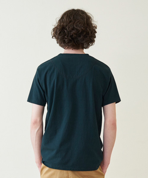 A.TAKA(アタカ)の「POCKET TEE(Tシャツ/カットソー・メンズ・チャコール/ホワイト/グリーン・2/3/1/4)」の7枚目の写真