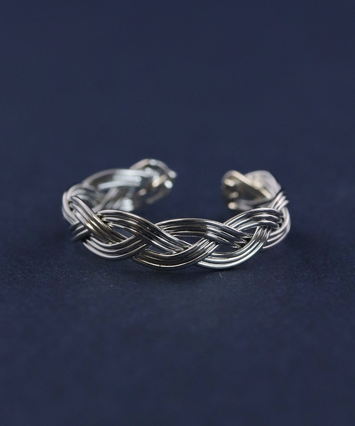 florist(フローリスト)の「3本編み込み リング(リング・レディース・ゴールド/シルバー/ピンクゴールド・FREE)」の2枚目の写真