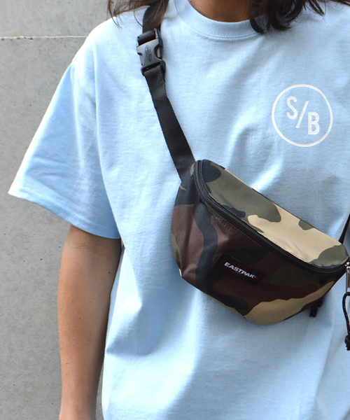 EASTPAK(イーストパック )の「EASTPAK / イーストパック SPRINGER ウエストバッグ/ボディバッグ(ボディバッグ/ウエストポーチ・レディース・ブラック/イエロー/カモフラージュ/ライトグレー/ライトブルー/ピンク/グリーン/ブルー/オレンジ/レッド/グレー/カーキ/ターコイズブルー/レッド系その他/イエロー系その他/ダークグリーン/ピンク系その他・FREE)」の17枚目の写真