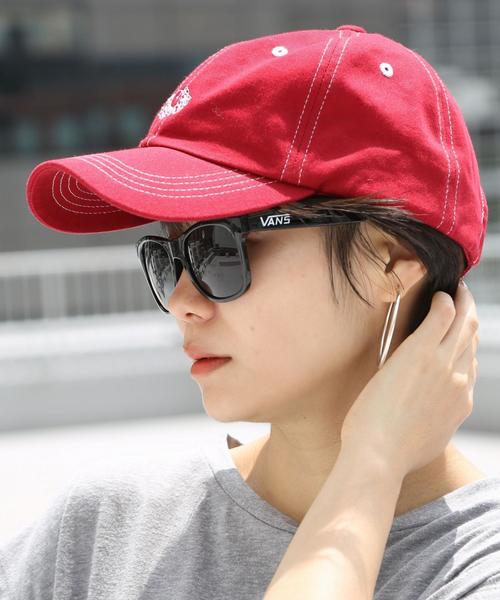 FRUIT OF THE LOOM（フルーツオブザルーム）の「FRUIT OF THE LOOM(フルーツ オブ ザ ルーム)別注6パネルキャップ（キャップ・メンズ・ターコイズブルー/ホワイト/レッド/オレンジ・FREE）」の3枚目の写真