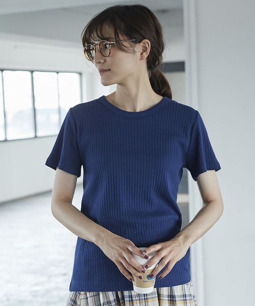 AMERICAN HOLIC(アメリカンホリック)の「・針抜きリブクルーネックTシャツ(Tシャツ/カットソー・レディース・オフホワイト/テラコッタ/ブラック/イエロー/ネイビー/杢グレー・L/M)」の1枚目の写真